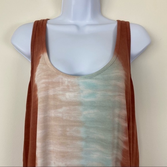 BLUE BUTTERCUP Tie Dye Fringe Hem Tank Top Scoop Neck Bohemian Western Medium - Picture 2 of 5